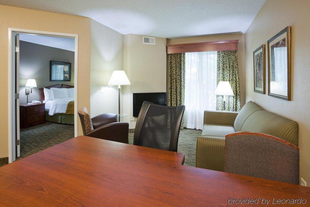 Grandstay Residential Suites Hotel - Eau Claire Exterior foto