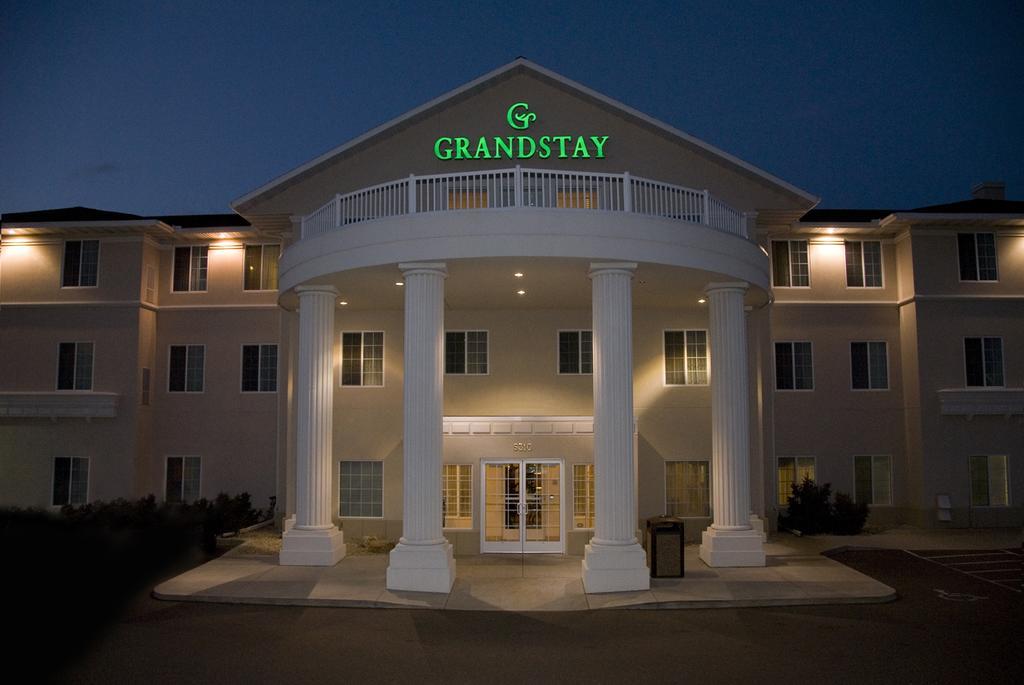 Grandstay Residential Suites Hotel - Eau Claire Exterior foto